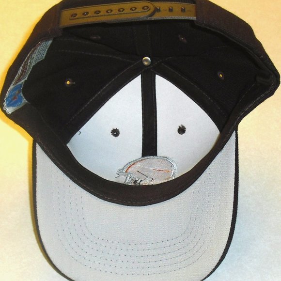 Cleveland Browns Vintage 90s American Needle Curved Bill Snapback hat New Nfl - Picture 2 of 4
